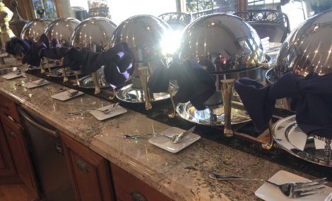 Chafing Dish, Gold Trimmed 3 Quart Round Roll Top - Image 4